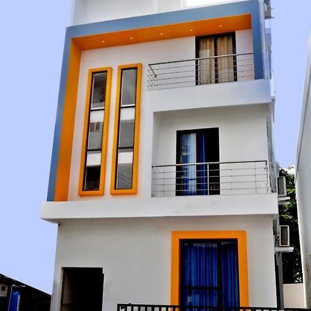 Uthram Residency Villa Kochi Buitenkant foto